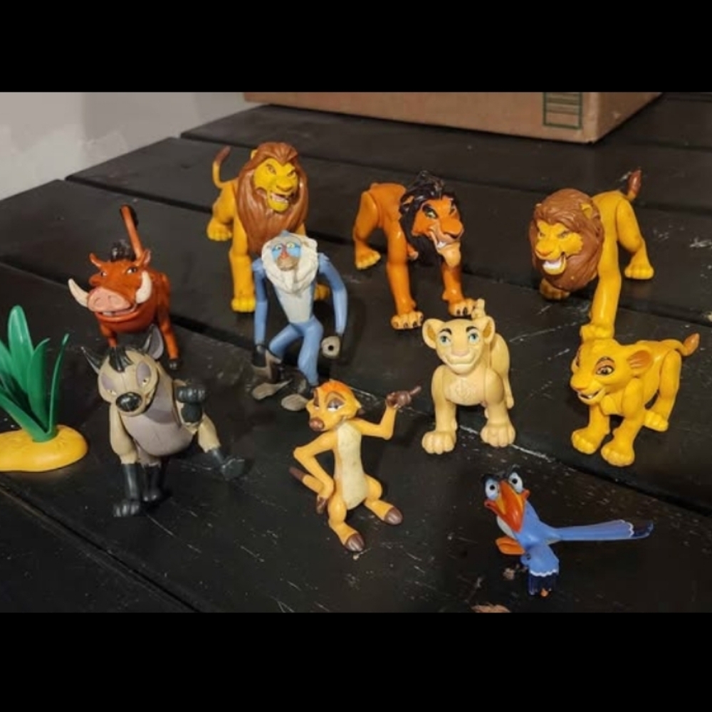 Vintage Lion King Figurines